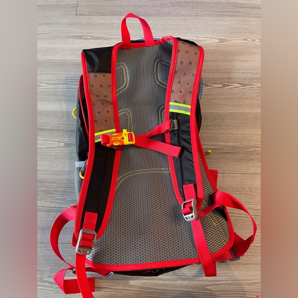 Hydropack Backpack - Picture 2 of 6